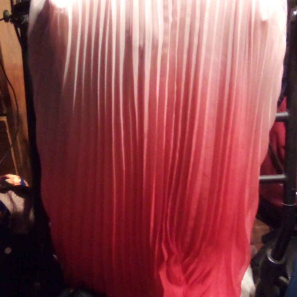 Women's strapless dress